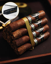 
                      
                        画像をギャラリービューアに読み込む, Davidoff Escurio Petit Robusto Cigar Bundle ( Uncut )
                      
                    