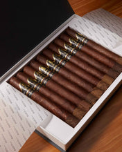 
                      
                        이미지를 갤러리 뷰어에 로드 , Davidoff Winston Churchill The Late Hour Toro Cigar Bundle (Uncut)
                      
                    