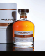 
                      
                        画像をギャラリービューアに読み込む, Caroni 21 Years 1997 Davidoff of Geneva Exclusive Trinidad Rum
                      
                    