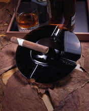 
                      
                        将图片加载到图库查看器，Elie Bleu Obsidian Ashtrays (4 Cigars)
                      
                    